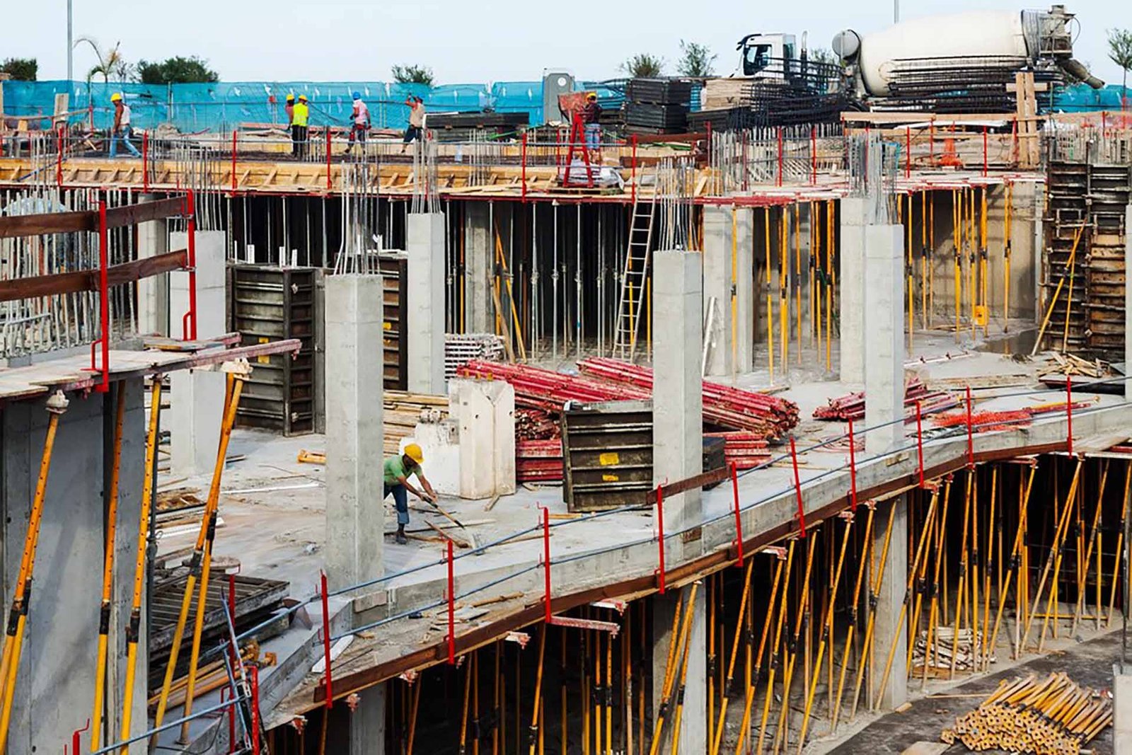 building-new-concrete-houses_1398-3932 VISR Management